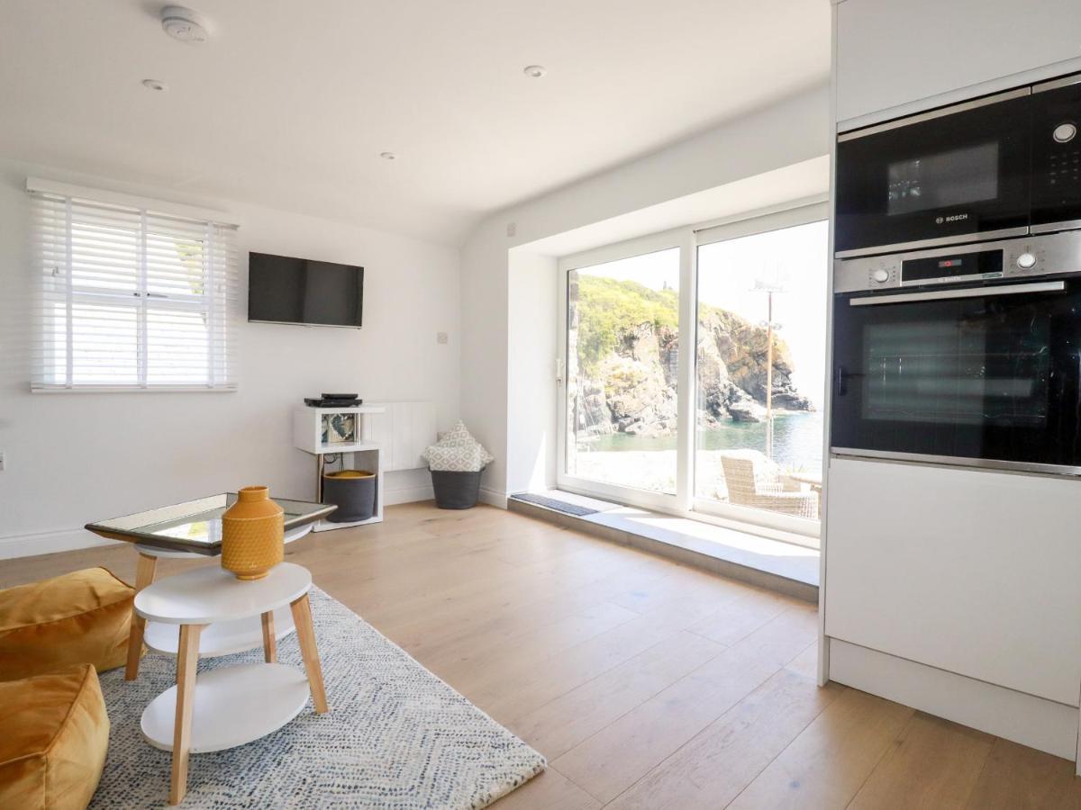 Beach Cottage Helston Exterior foto