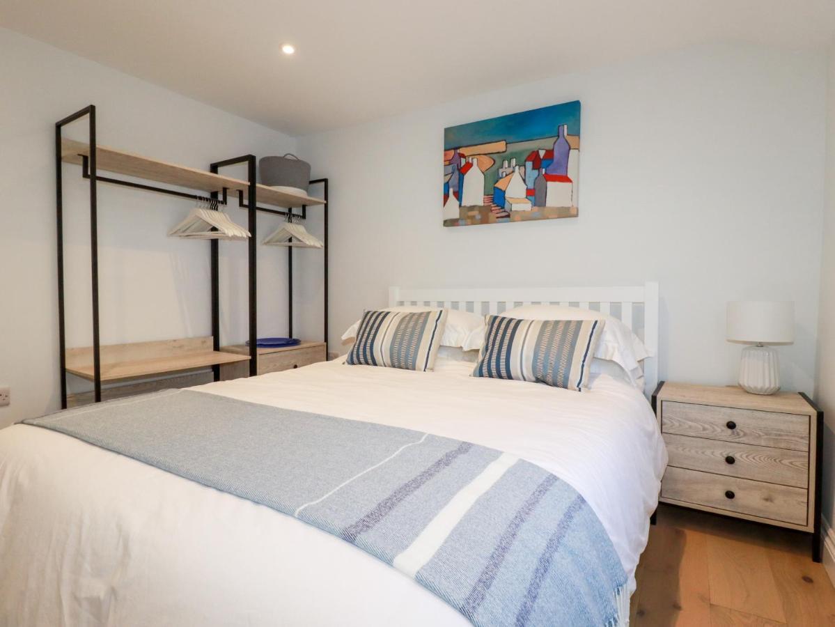 Beach Cottage Helston Exterior foto