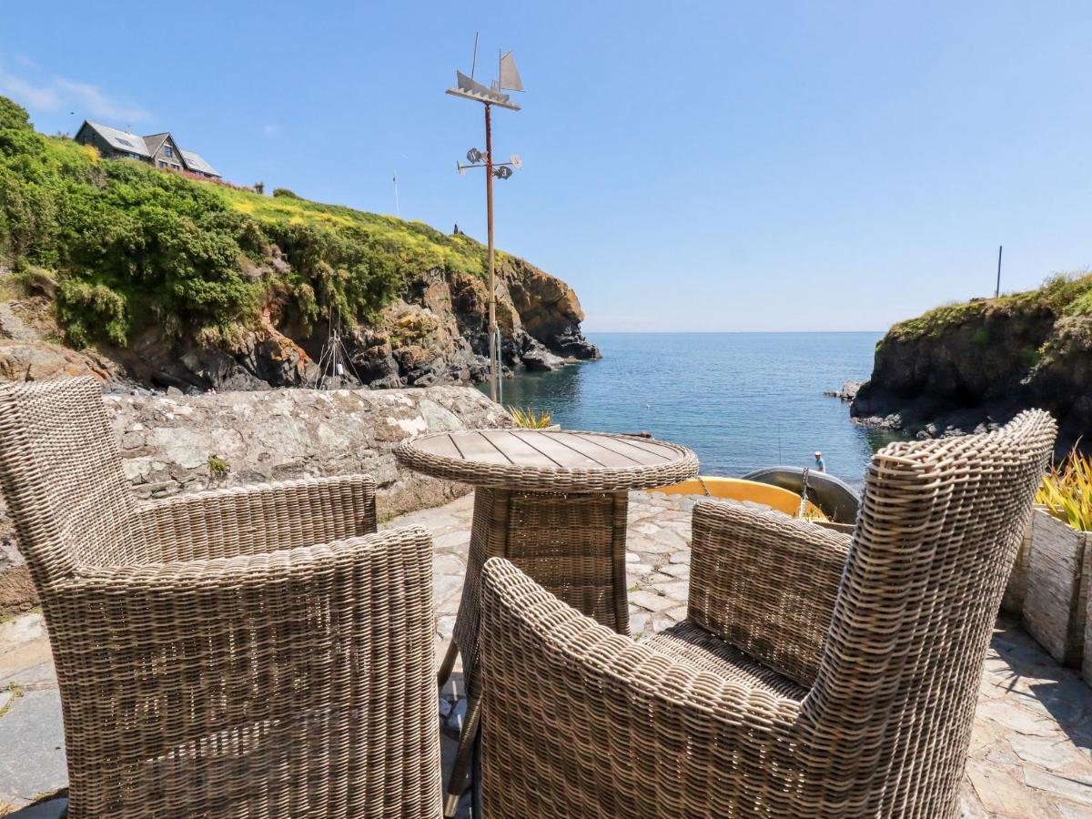 Beach Cottage Helston Exterior foto