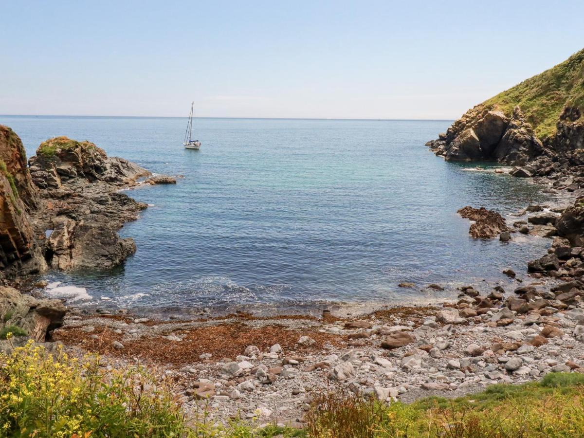 Beach Cottage Helston Exterior foto